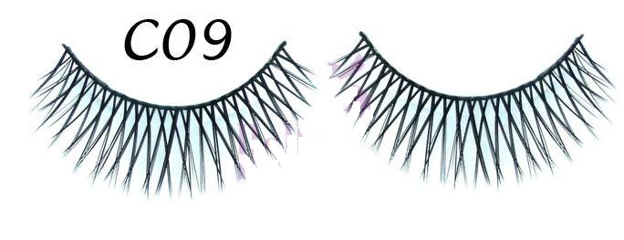 Finesse Natural Look Eyelashes #C09